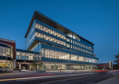University of Nebraska — Kiewit Hall